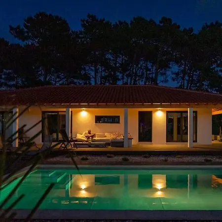 Casa Pura Vida Villa